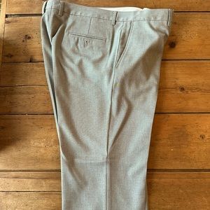 Men’s Kenneth Cole Reaction dress pants, great condition